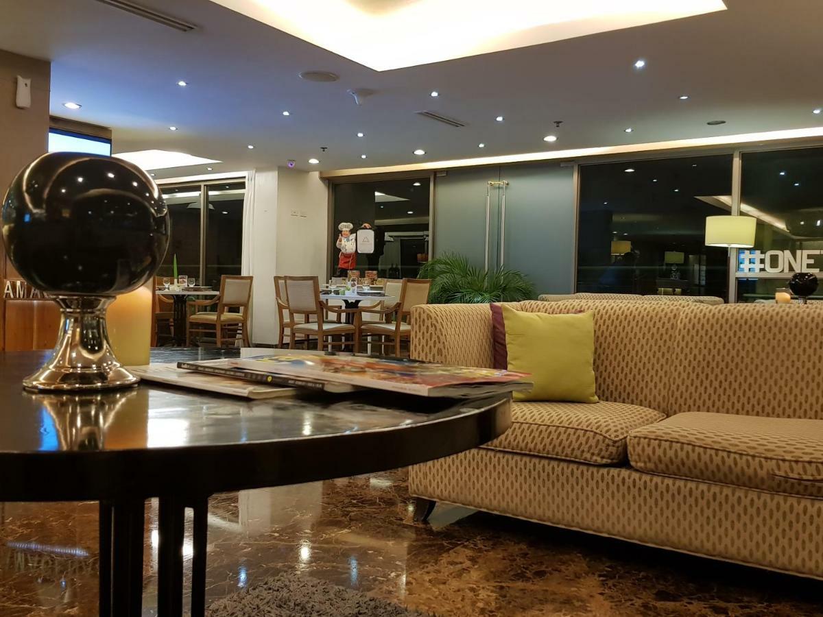 One Tagaytay Place Private Residences Tagaytay City Luaran gambar